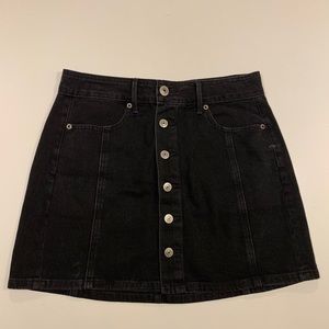 American Eagle black skirt